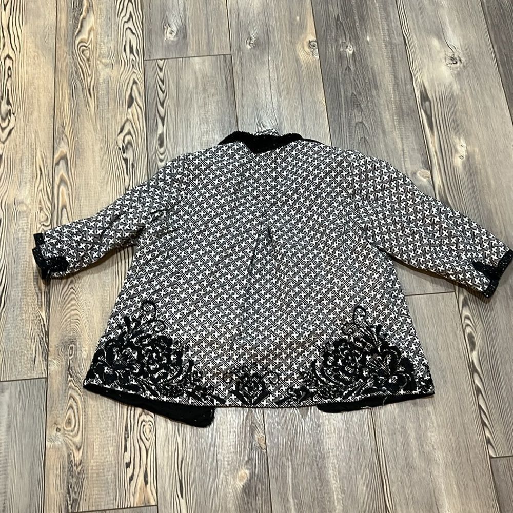 Reversible Jacket - Picture 2 of 11